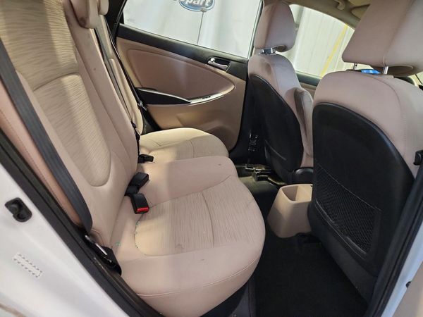 2017 HYUNDAI ACCENT SE Base