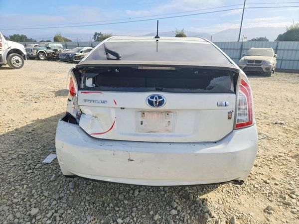 2013 TOYOTA PRIUS