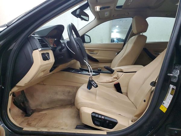 2014 BMW 320 SA