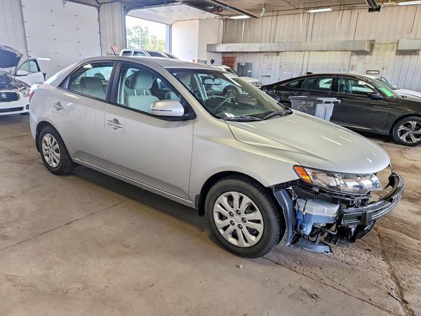 2013 KIA FORTE EX
