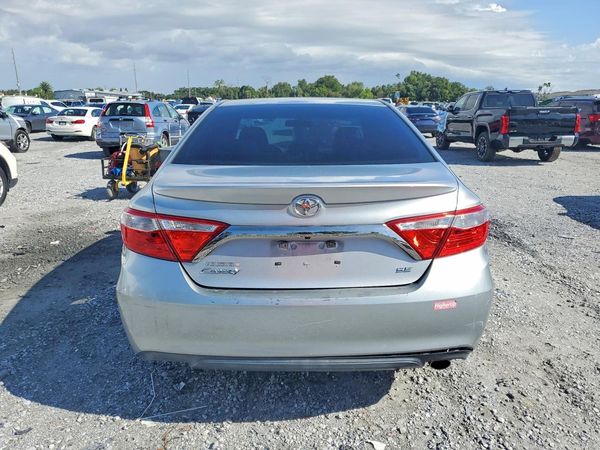 2016 TOYOTA CAMRY