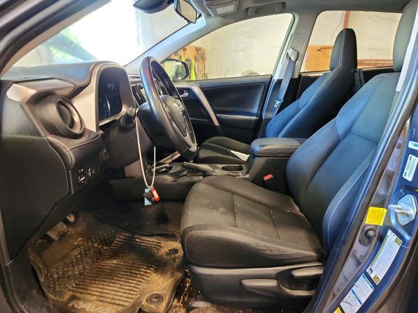 2017 TOYOTA RAV4 LE/XLE Hybrid — DENT
