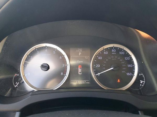 2016 LEXUS IS 200t