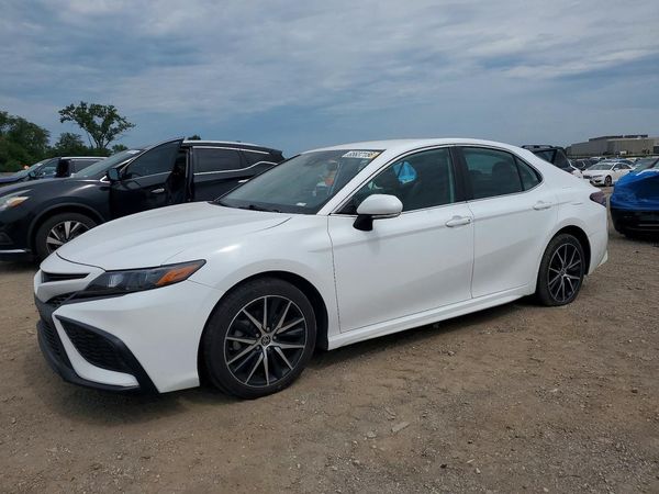 2023 TOYOTA CAMRY