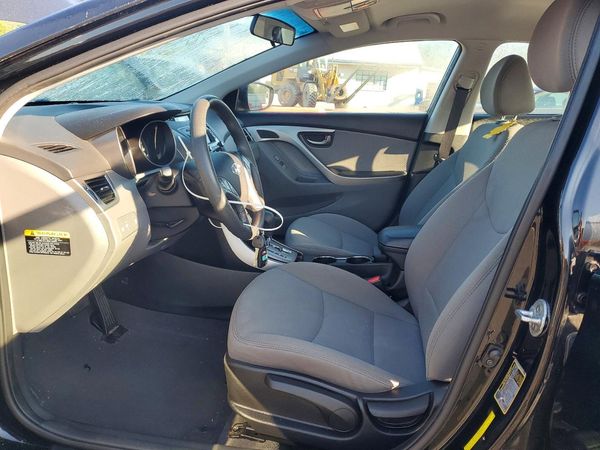 2013 HYUNDAI ELANTRA