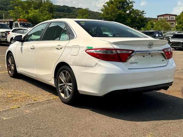 2016 TOYOTA CAMRY
