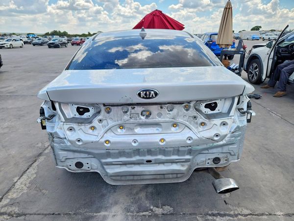 2019 KIA OPTIMA LX, S