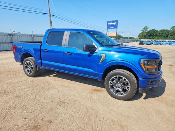 2025 FORD F150