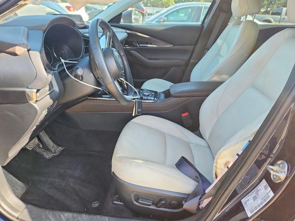2023 MAZDA CX-30 Premium Package