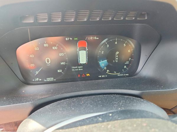 2016 VOLVO XC90 SV42 Momentum