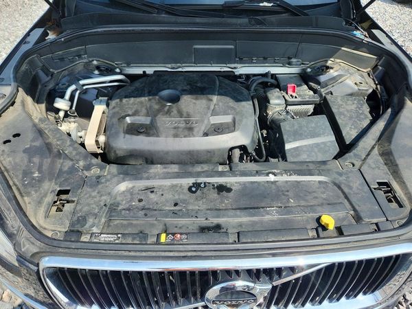 2016 VOLVO XC90 SV42 Momentum