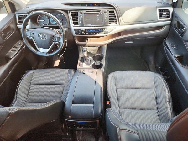 2016 TOYOTA HIGHLANDER Base/Hybrid