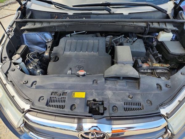 2016 TOYOTA HIGHLANDER Base/Hybrid