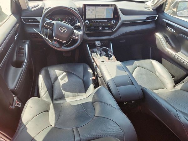 2020 TOYOTA HIGHLANDER Limited