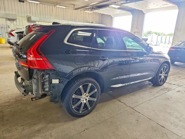 2019 VOLVO XC60 Inscription