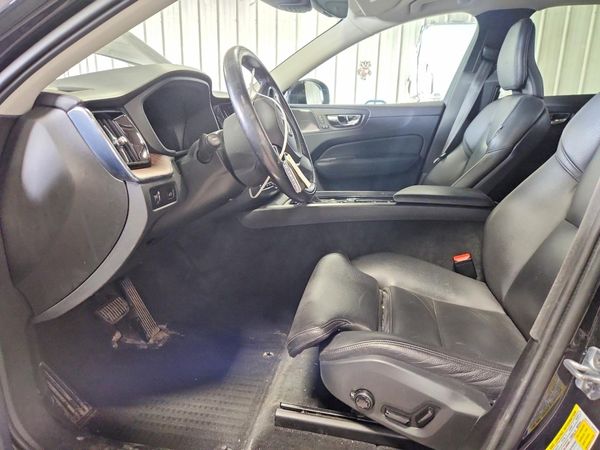 2019 VOLVO XC60 Inscription