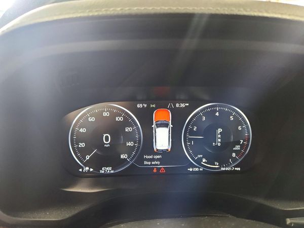 2019 VOLVO XC60 Inscription