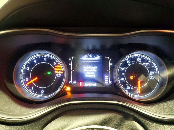 2019 JEEP CHEROKEE LATITUDE PLUS 4X4