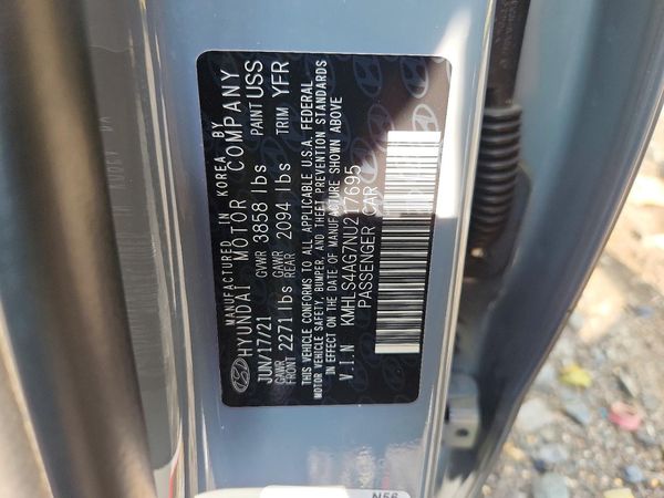 2022 HYUNDAI ELANTRA
