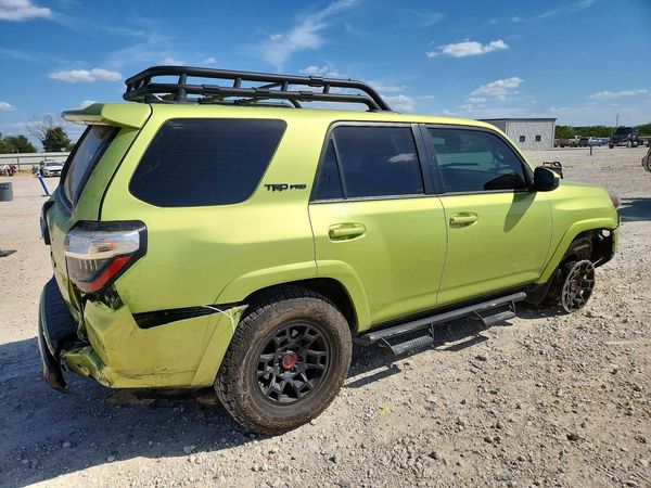2022 TOYOTA 4RUNNER TRD Pro