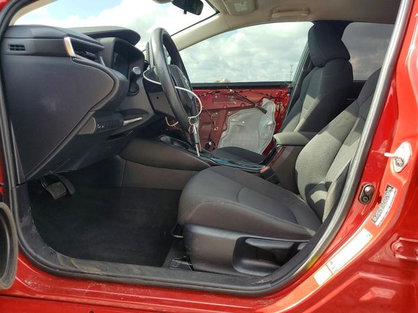 2021 TOYOTA COROLLA