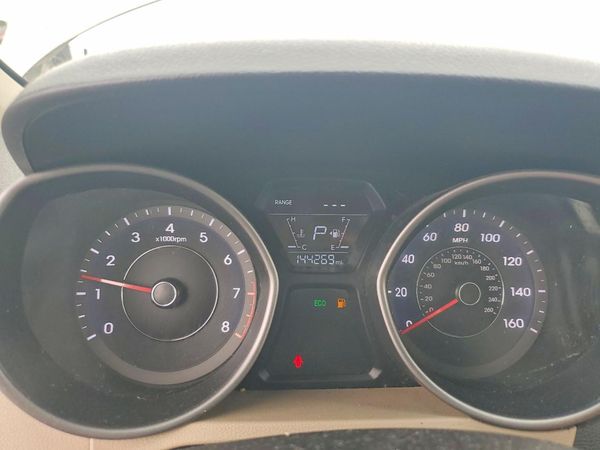 2016 HYUNDAI ELANTRA