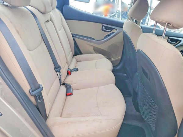 2016 HYUNDAI ELANTRA