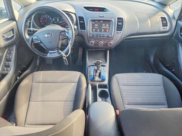 2017 KIA FORTE