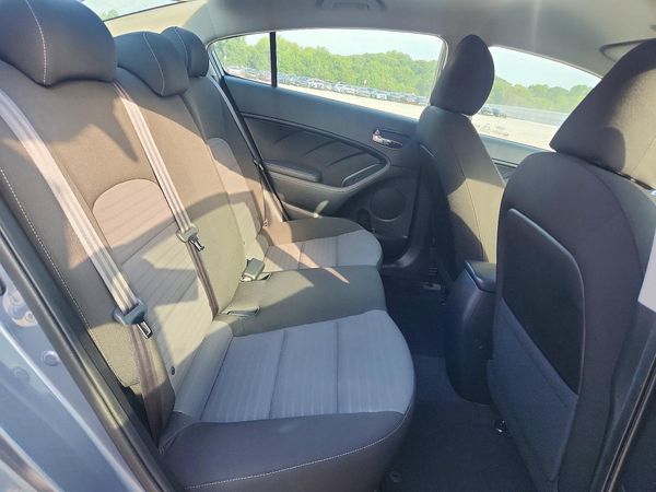 2017 KIA FORTE