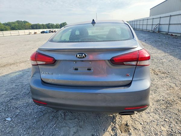 2017 KIA FORTE