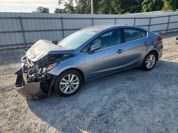 2017 KIA FORTE