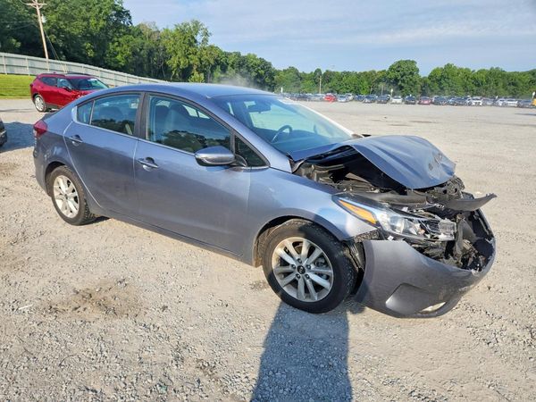 2017 KIA FORTE