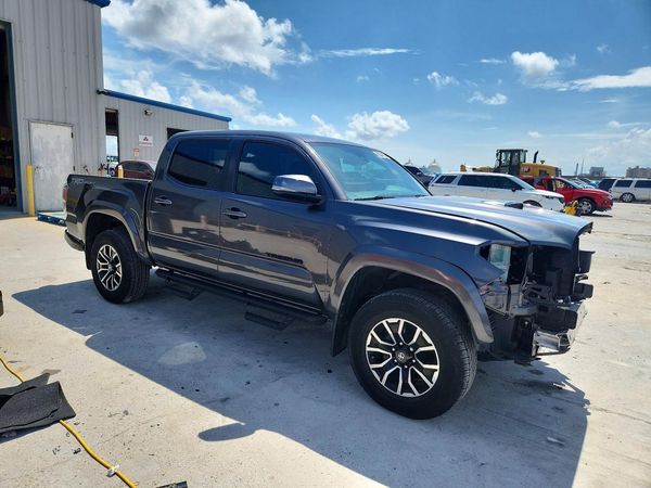 2023 TOYOTA TACOMA SR5