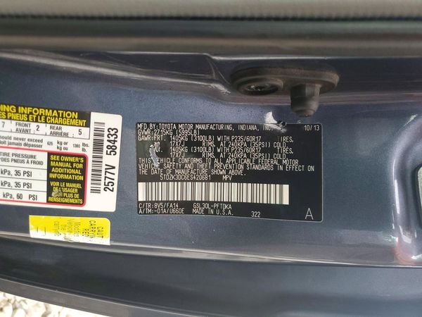 2014 TOYOTA SIENNA