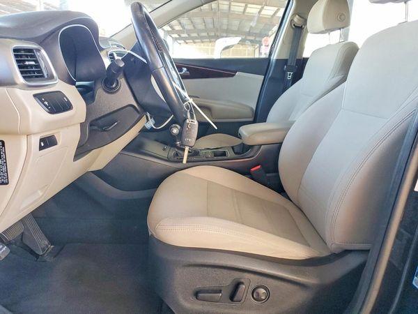 2018 KIA SORENTO L, LX