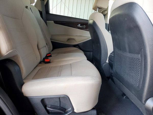 2018 KIA SORENTO L, LX