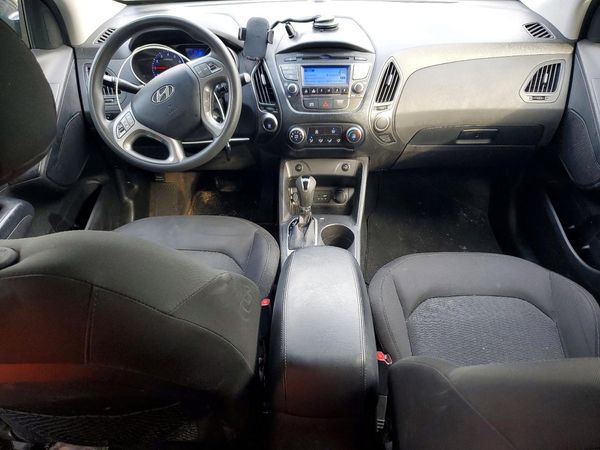 2015 HYUNDAI TUCSON GL (Middle-Low)