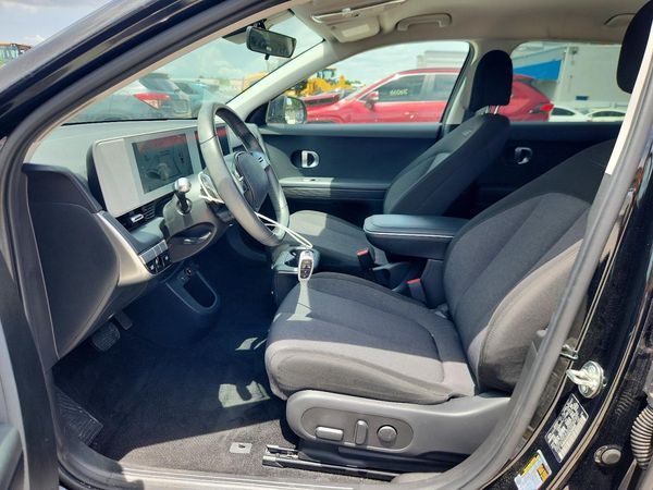 2024 HYUNDAI IONIQ SE — DENT