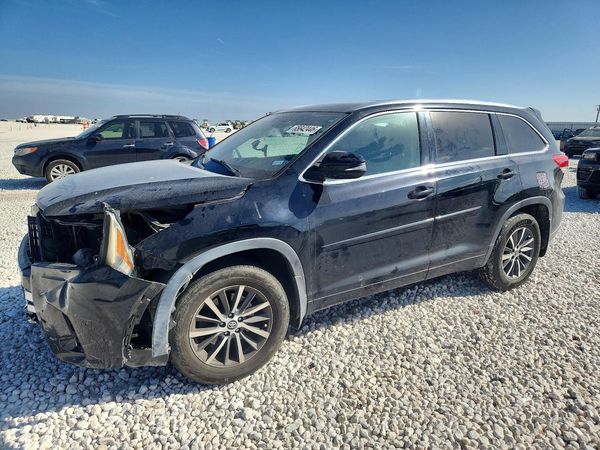 2018 TOYOTA HIGHLANDER
