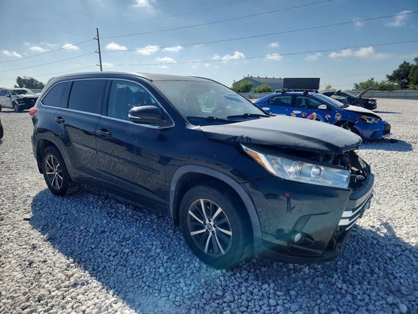 2018 TOYOTA HIGHLANDER