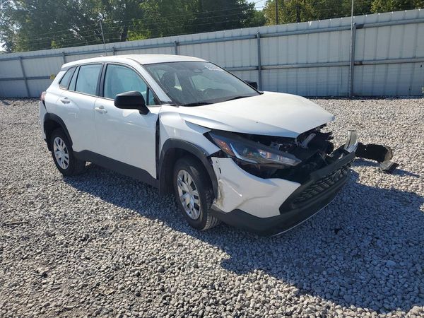2024 TOYOTA COROLLA CROSS