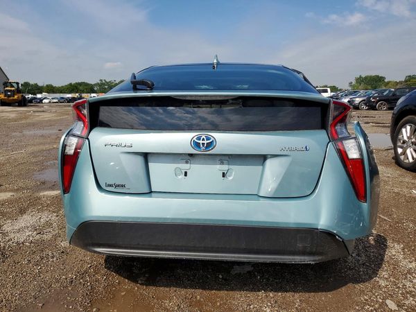 2016 TOYOTA PRIUS — DIRR