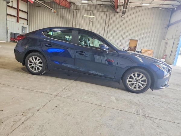2015 MAZDA 3 Touring/GS