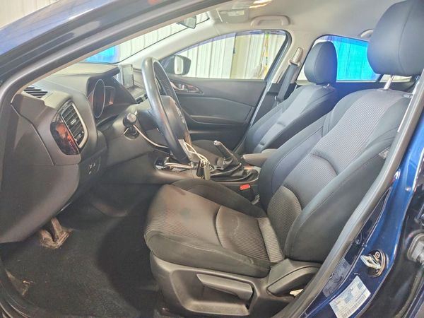 2015 MAZDA 3 Touring/GS
