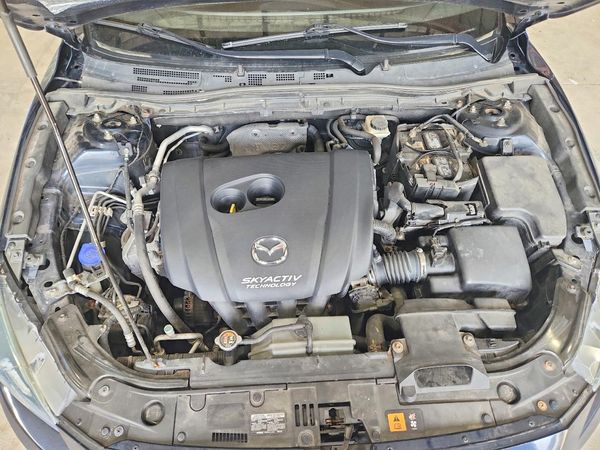 2015 MAZDA 3 Touring/GS