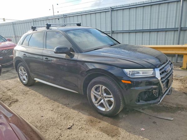 2018 AUDI Q5 quattro Premium