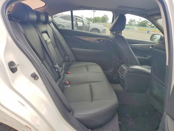 2017 INFINITI Q50