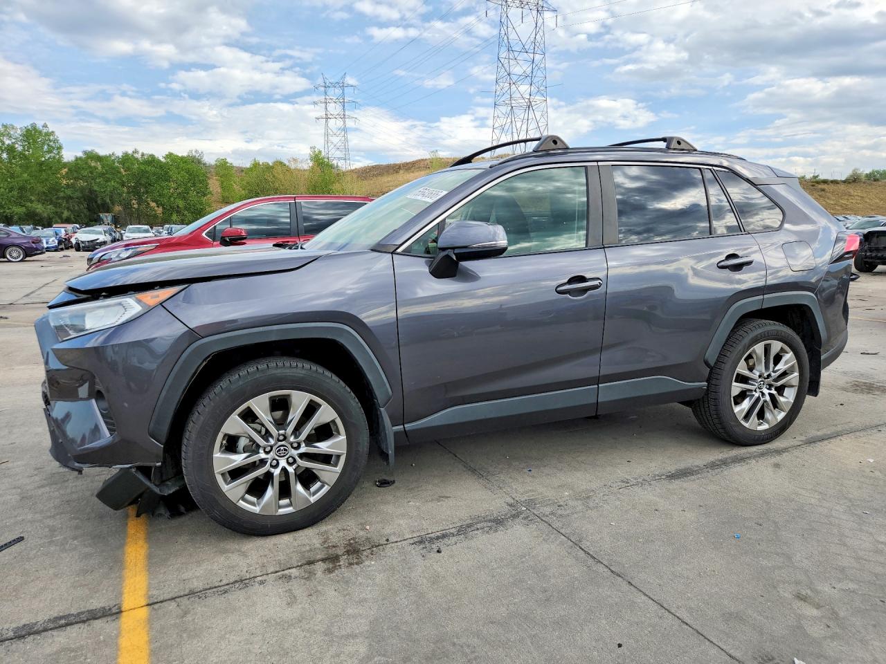 2019 TOYOTA RAV4 XLE Premium