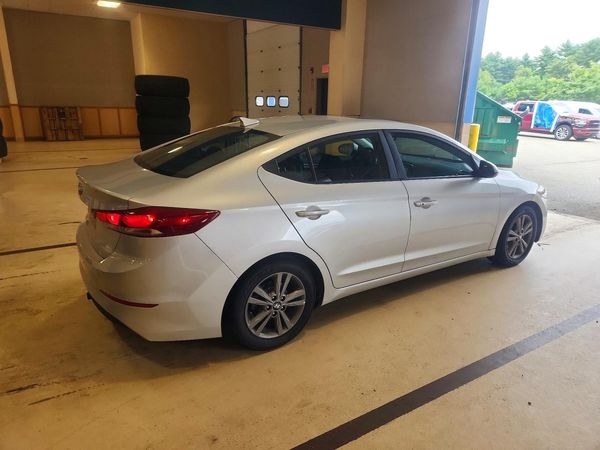 2018 HYUNDAI ELANTRA