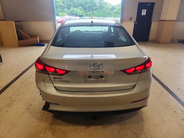 2018 HYUNDAI ELANTRA